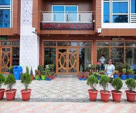 Hotel Manish Palace